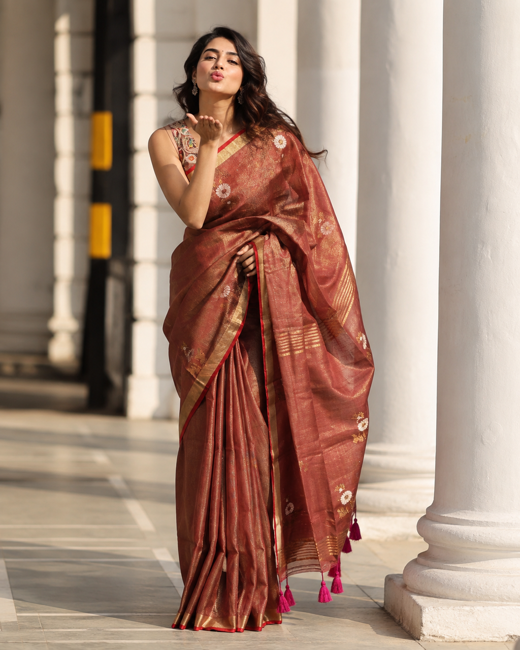 Linen Zari